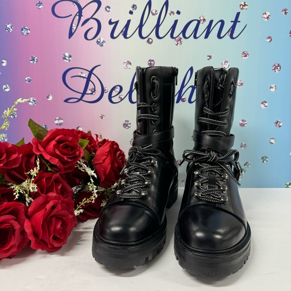 ❤️‍🔥SALE HOST PICK $1550 VG ROCKSTUD COMBAT BOOTS - Picture 5 of 14